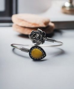 Oxidised Silver Look Like Flower Bracelet with Monalisa Stone Work