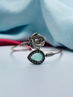 Oxidised Silver Look Like Flower Bracelet with Monalisa Stone Work