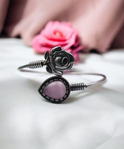 Oxidised Silver Look Like Flower Bracelet with Monalisa Stone Work