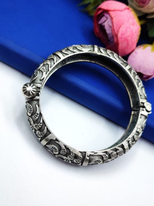 Openable-Kada-Bangle-Oxidised-Silver-Replica-Bracelet