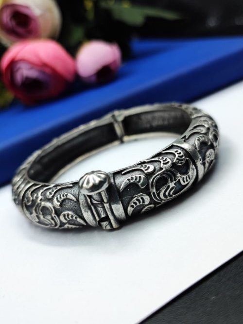 Openable-Kada-Bangle-Oxidised-Silver-Replica-Bracelet