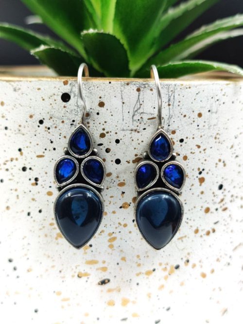 Artistic Elegance: Mona Lisa Inspired Silver Hook Earrings for Girls