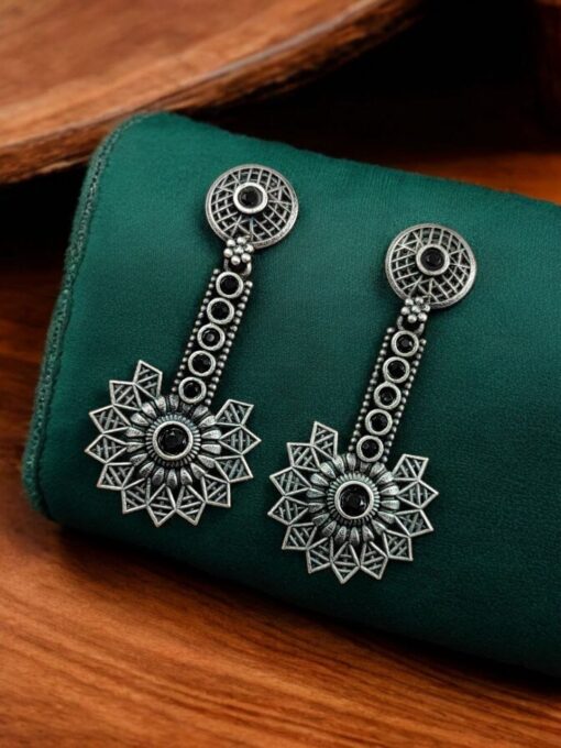 Sparkle Every Day with Lightweight Silver Look-alike Dangler Earrings