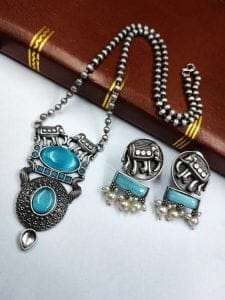 Elephant Chain Pendant Set with Monalisa Stone - Unique Handcrafted Jewelry - Color: "Aqua"
