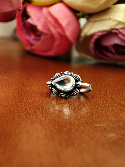 Handcrafted Oxidized Stone Nosepin for Traditional Look