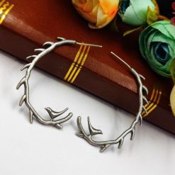 Graceful bird-inspired earrings for nature lovers.