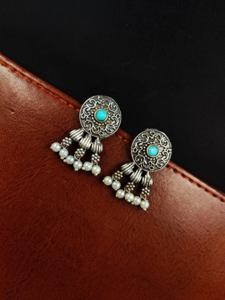 Silver Look Like Replica Stud Earrings - Best Choice For Daily-wear