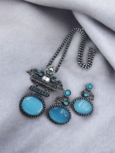 Silver Replica Pendant Set | Unique Peacock Design Monalisa Stone Necklace - Color: "Aqua"