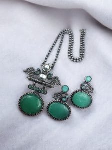 Silver Replica Pendant Set | Unique Peacock Design Monalisa Stone Necklace - Color: "Mint"