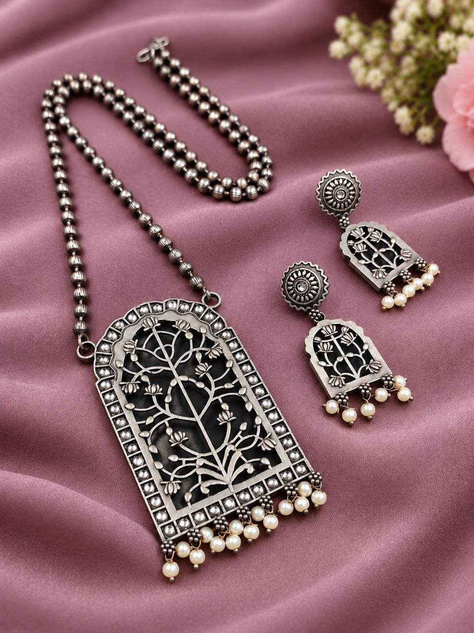 Antique Floral Art Pendant Set | Silver Replica Necklace With Matching Earrings 10 Antique Floral Art Pendant Set featuring a silver replica necklace with intricate floral design and matching earrings.