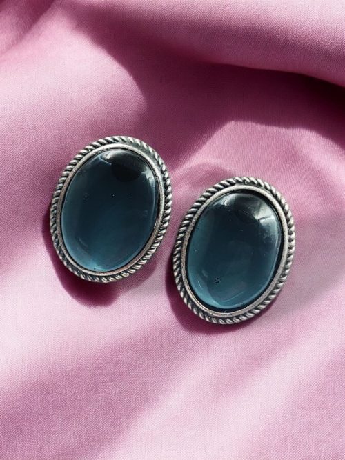 Stylish Monalisa Stone Stud Earrings in Antique Silver Perfect for Daily Use