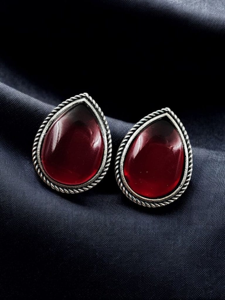 Bulk 778 Best Drop-Shaped Monalisa Stone Stud Earrings in Silver Replica Design - "Red"