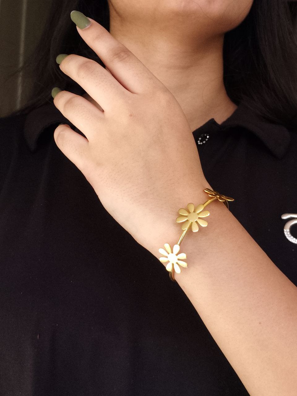Handmade Flower Design Bracelet | Affordable Gold-Plated Cuff Bangles 5 Handmade Flower Design Bracelet | Affordable Gold-Plated Cuff Bangles - Image 6