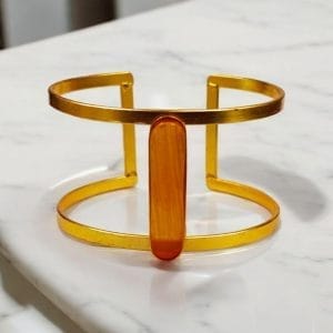 Gold-Plated Adjustable Bracelet with Monalisa Stone – The Perfect Accessory - color: "Yellow"