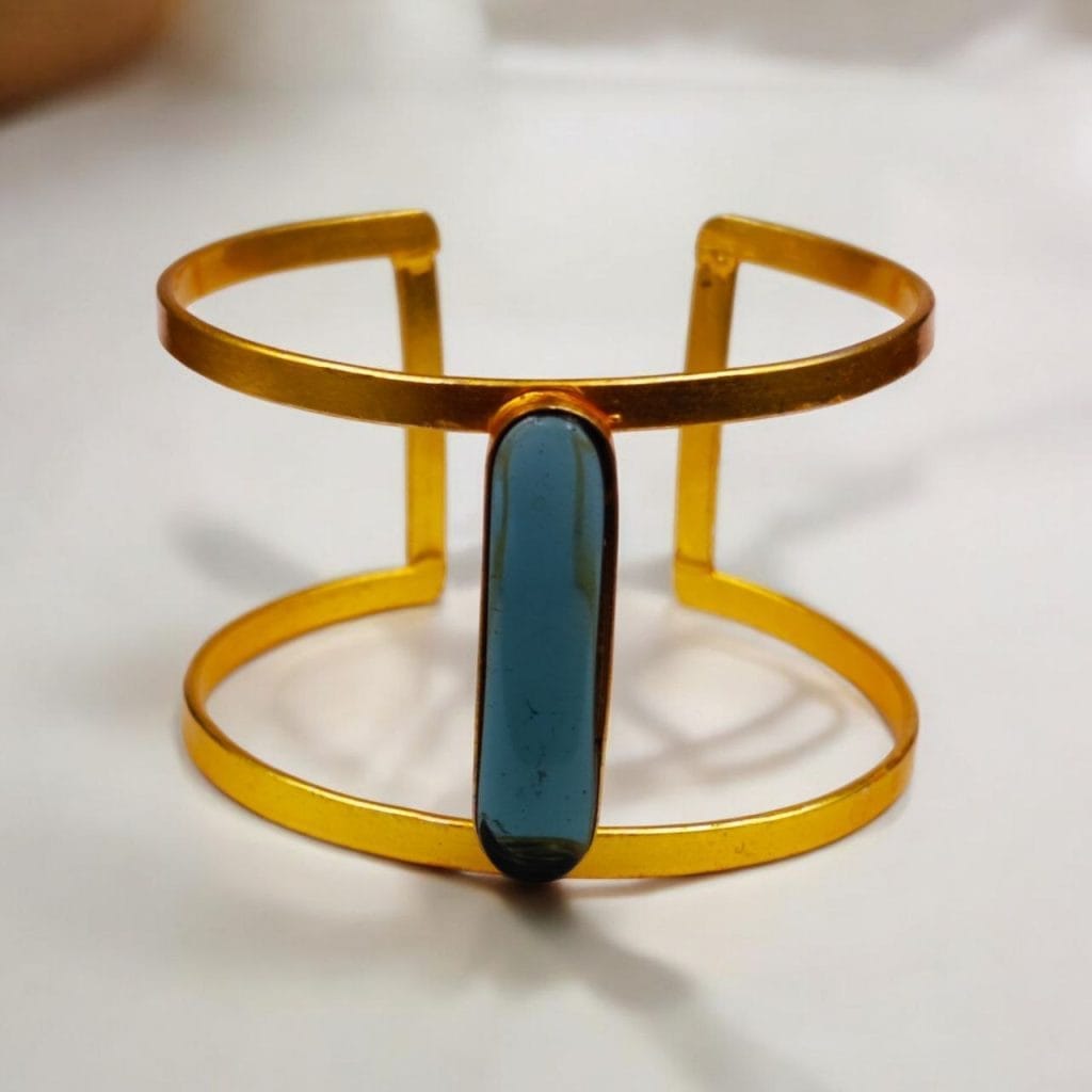 Bulk 630 Gold-Plated Adjustable Bracelet with Monalisa Stone – The Perfect Accessory - "Blue"
