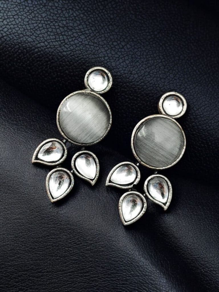 Bulk 652 "Monalisa Stone Stud Earrings in Brass – Perfect for Everyday Style - "Grey"