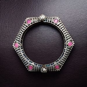 Perfectly Crafted Brass Stone Kada Bracelet – Best Elegant and Openable Design - Color: "Babypink"