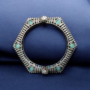 Perfectly Crafted Brass Stone Kada Bracelet – Best Elegant and Openable Design - Color: "Mint"