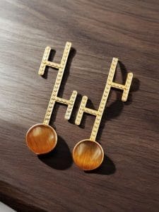 Goldplated Monalisa Stone Stud Earrings – Perfect Contemporary Jewelry - color: "Yellow"