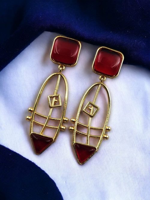 Modern Goldplated Monalisa Stone Earrings – Stylish Western Elegance