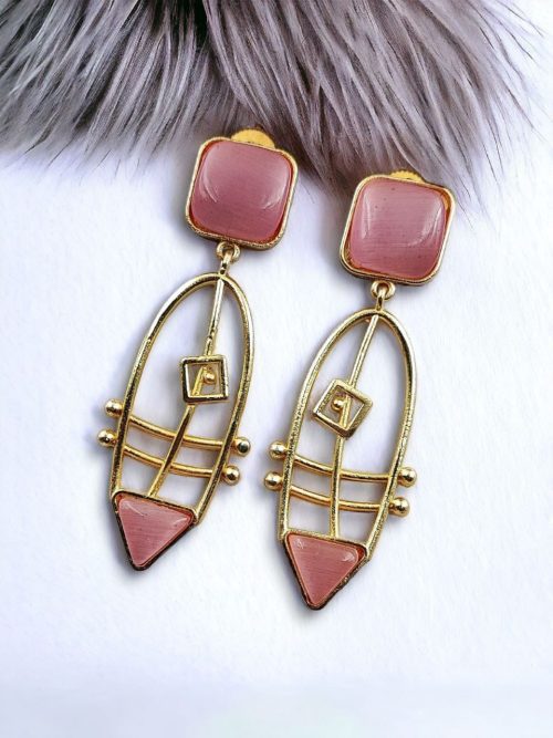 Modern Goldplated Monalisa Stone Earrings – Stylish Western Elegance