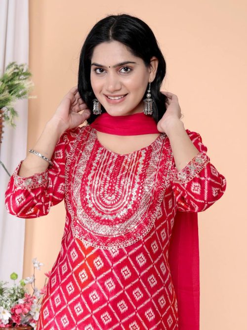 Elegant Vartican Kurti Pant Set with Chiffon Dupatta & Embroidery Work