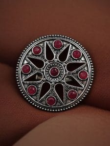 Elegant Brass Stone Ring – Adjustable & Round Shaped for Perfect Fit - color: "Pink"