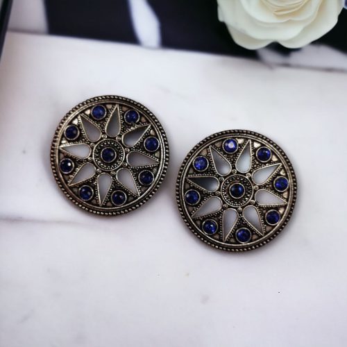 Brass round stud earrings with a beautiful stone, perfect for an ethnic look.