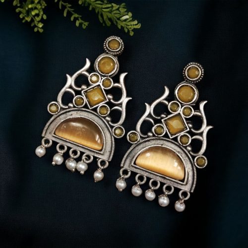 Unique brass stone stud earrings with an elegant design, perfect for any occasion and versatile for all outfits.