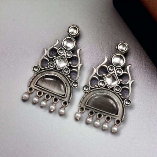 Unique brass stone stud earrings with an elegant design, perfect for any occasion and versatile for all outfits.