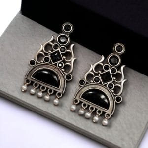 Unique Brass Stone Stud Earrings – A Perfect Choice for Any Occasion - color: "Black"