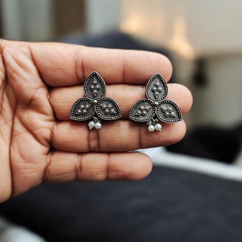 Traditional Oxidised Leaf Stud Earrings with Pearl Beads and Silver Replica Finish – Elegant Ethnic Jewelry.