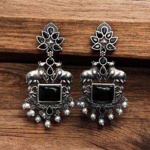 Lightweight Oxidized Nandi Earrings with Silver Touch & Beautiful Monalisa Stone - color: "Black"