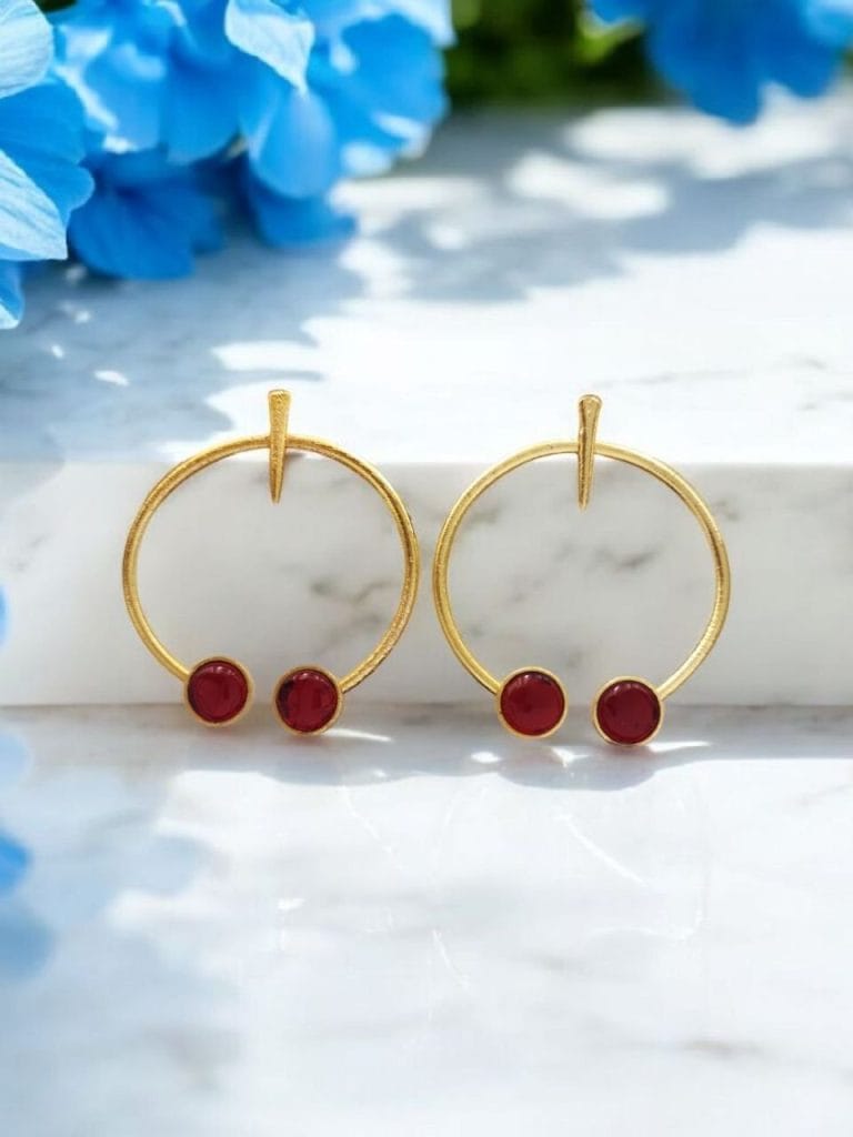 Bulk 982 Contemporary Golden Monalisa Stone Circle Stud Earrings – Best Jewelry - "Red"
