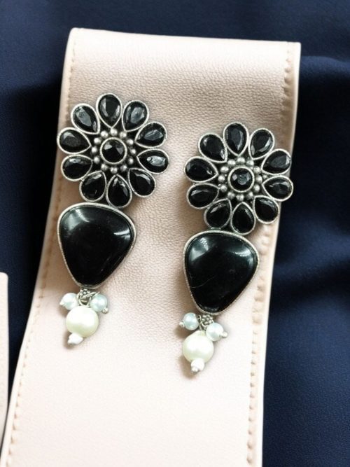 Elegant Silver Look-Alike Stone Stud Earrings with Unique Flower Design for Girls