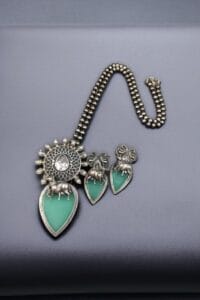 Traditional Silver Replica Nandi Necklace Set With Amazing Monalisa Stone & Pearl Details - color: "Mint"