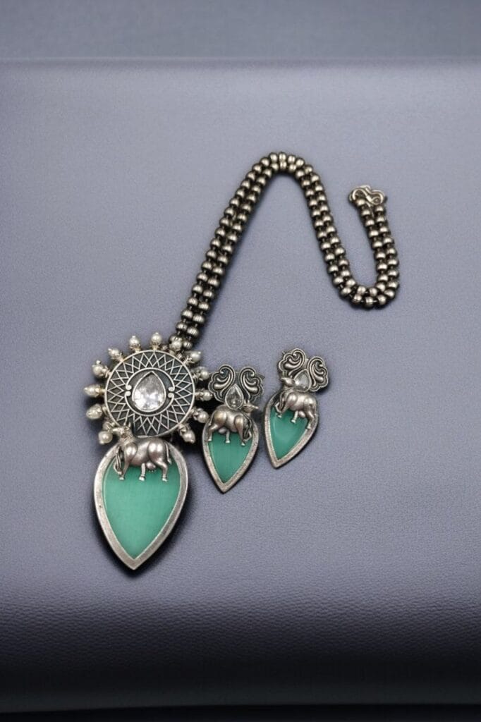 Bulk 802 Traditional Silver Replica Nandi Necklace Set With Amazing Monalisa Stone & Pearl Details - "Mint"