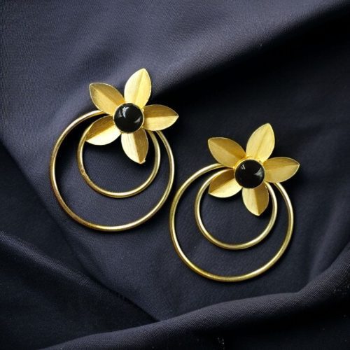 Elegant gold-plated half-circle flower earrings with floral and leaf design, adorned with sparkling stones for a stylish and contemporary look.