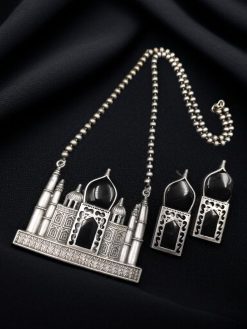 Handcrafted Taj Mahal Necklace Set with oxidized finish and Monalisa stone accents.