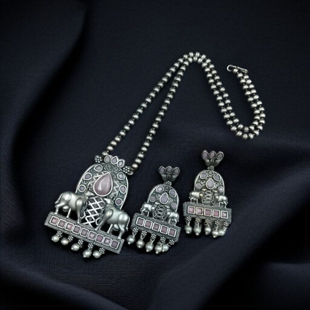 Bulk 922 Silver Oxidized Nandi Pendant Necklace with Stone & Amazing Pearl work - "Baby Pink"