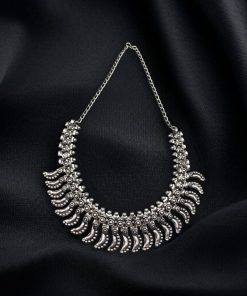 Stylish Bohemian Design Choker Necklace – Lightweight & Comfortable Jewelry.