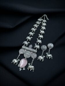 Antique-Style Oxidized Silver Nandi Necklace with Monalisa Stone – Best Traditional Outfits - color: "Baby Pink"