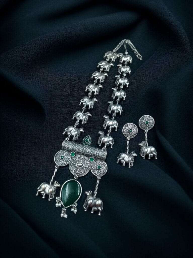 Bulk 894 Antique-Style Oxidized Silver Nandi Necklace with Monalisa Stone – Best Traditional Outfits - "Green"