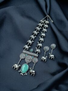Antique-Style Oxidized Silver Nandi Necklace with Monalisa Stone – Best Traditional Outfits - color: "Mint"