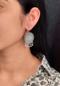 Oxidized Amazing Silver Victoria Coin Earrings – Pearl Drop Hook Jewelry for Women