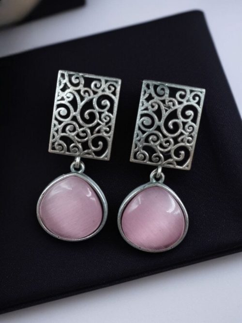 Handcrafted Floral Art Earrings with Monalisa Stone – Oxidized Silver Dangler Jewelry for Women.