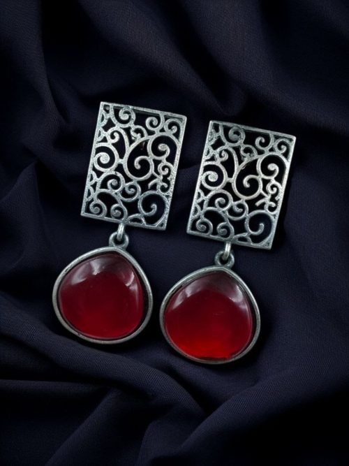 Handcrafted Floral Art Earrings with Monalisa Stone – Oxidized Silver Dangler Jewelry for Women.