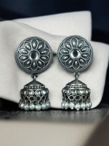 Oxidized Silver Replica Beautiful Jhumki Earrings with Stone & Pearl Detailing For Office Wear - color: "White"