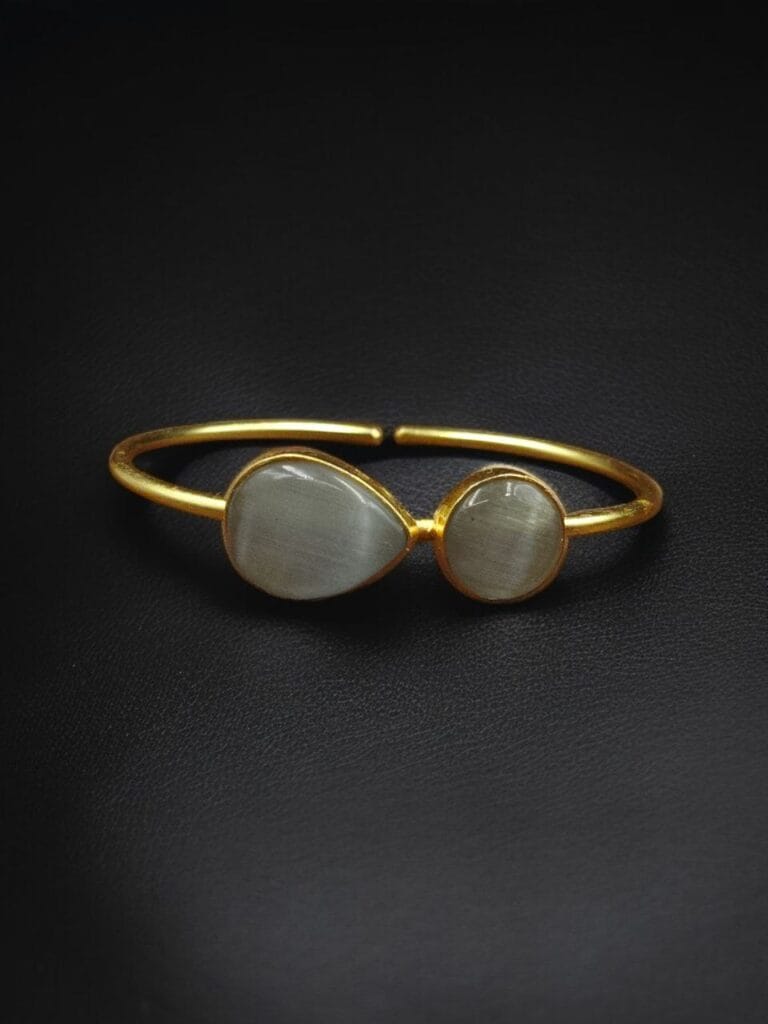 Bulk 634 Fashionable Gold Plated Bracelet with Best Monalisa Stone – Casual Wear Jewelry - "Grey"