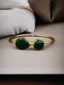 Fashionable Gold Plated Bracelet with Best Monalisa Stone – Casual Wear Jewelry - color: "Green"